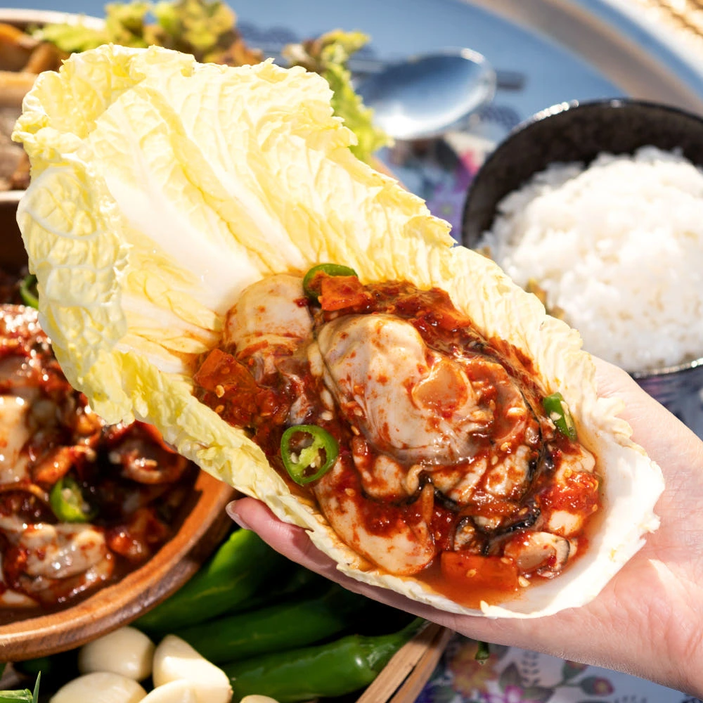 통영 생굴무침 300g, 싱싱한 제철 바다의 맛을 집에서 간편하게!